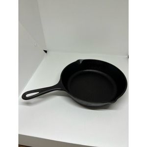 Lodge 5sk iron skillet Black Iron